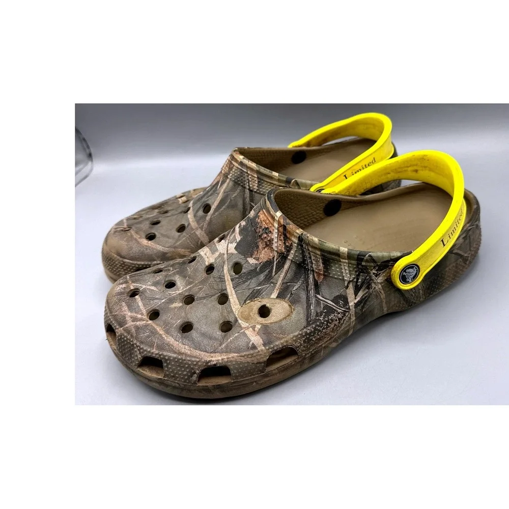 Crocs Duck Commander Limited Edition Camo Clogs Mens 10 Brown Yellow Advantage
